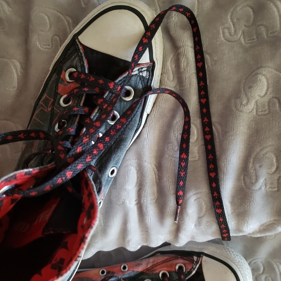 EUC CTAS Classic Chuck Taylor (4.5M / 6.5W) - DC COMICS HARLEY QUINN - Picture 5 of 10